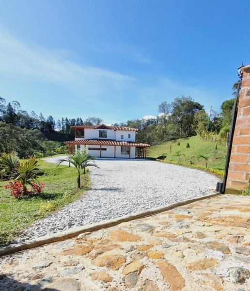 Casa-Finca en Arriendo en El Molino