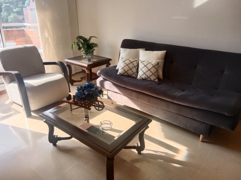 Apartamento en Arriendo en Poblado-Patio Bonito
